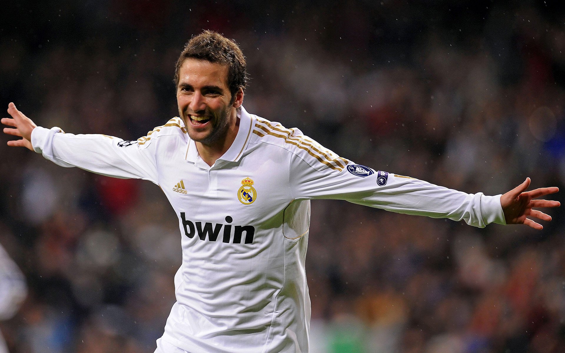 太阳一波带走篮网,霍勒迪成为关键先生